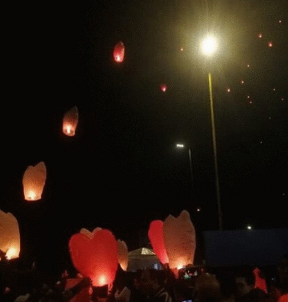 Zahle sky lanterns carry wishes to the heavens